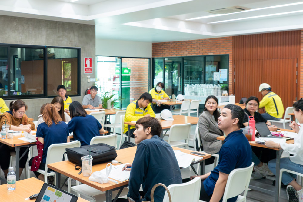 บรรยายกาศในห้องเรียยน จปหัวหน้างาน
